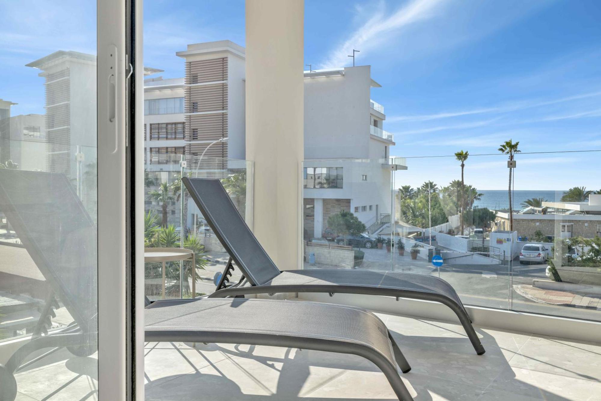 Apartmán Phaedrus Living: Seaview Luxury Flat Limnaria 150 Paphos Exteriér fotografie